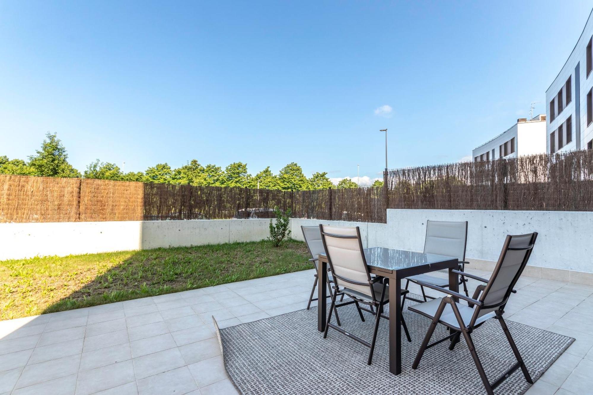 Akomodat En Precioso Y Moderno Con Jardin Y Parking Getxo Dış mekan fotoğraf